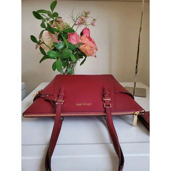 Michael Kors Charlotte Saffiano Leather Zip Tote Burgundy Wine NWT